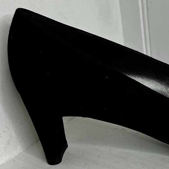 Stuart Weitzman Black Pointed Toe Suede Kitten Heel  Pumps Size 9.5 - Picture 3 of 8